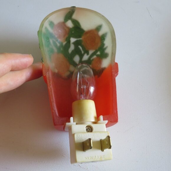 Roses in Pot Nightlight 6" tall - Picture 10 of 12